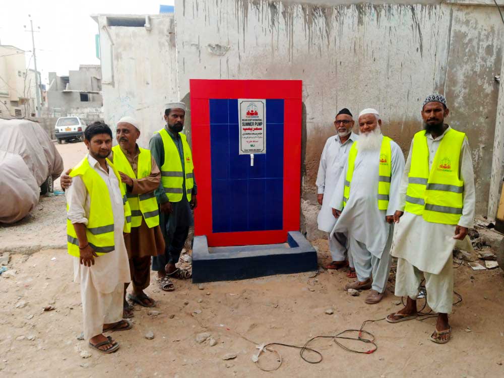 Summer-pump-in-Karachi---Team-Karachi-Welfare-Society---min-
